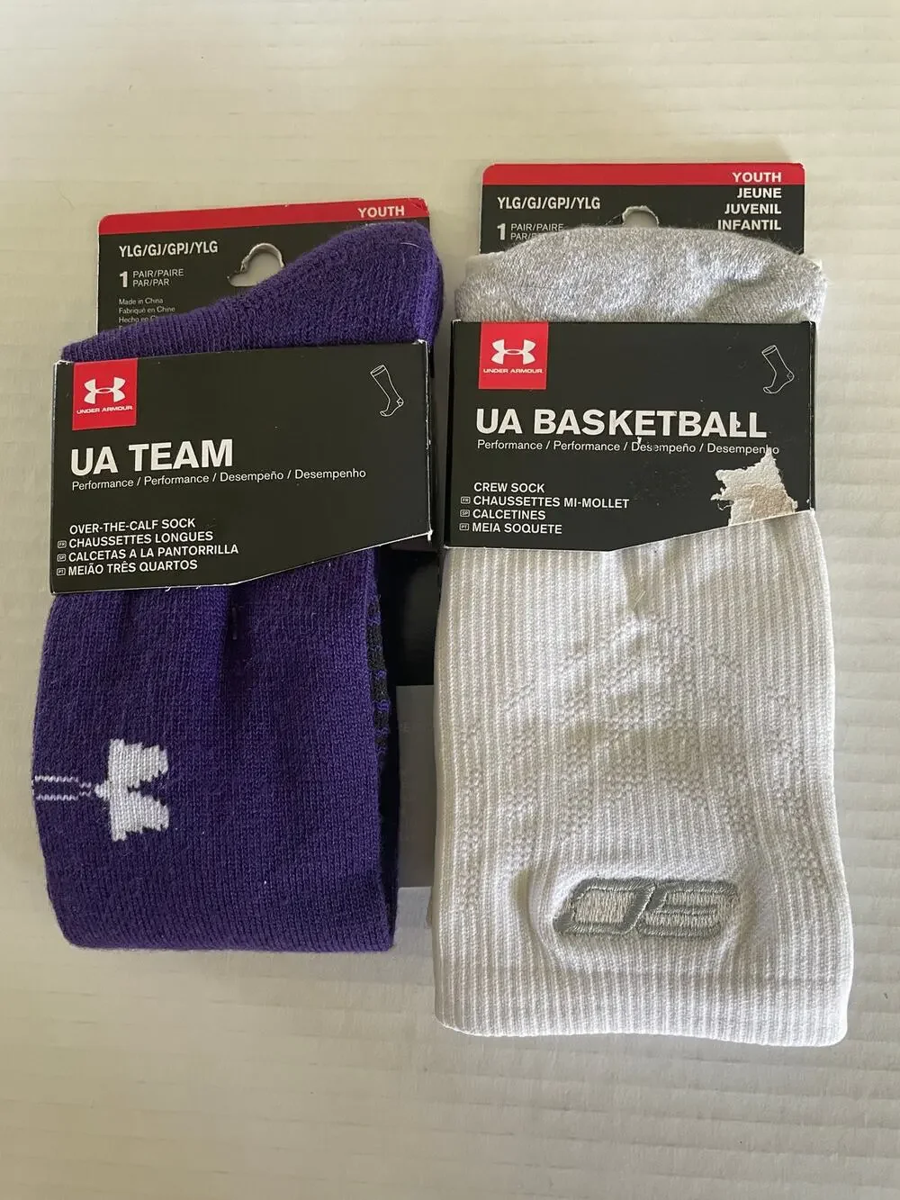 2 PAIR KIDS UNDER ARMOUR UA TEAM RED ATHLETIC CREW SOCKS SIZE YOUTH LG NEW